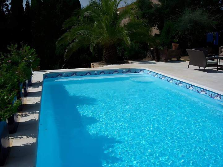 Pose piscine fond incliné Aix-en-Provence