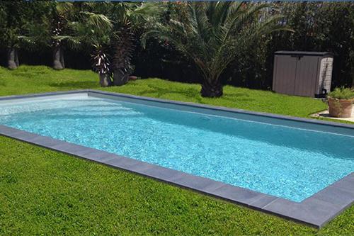 Vente de piscines coque polyester Istres